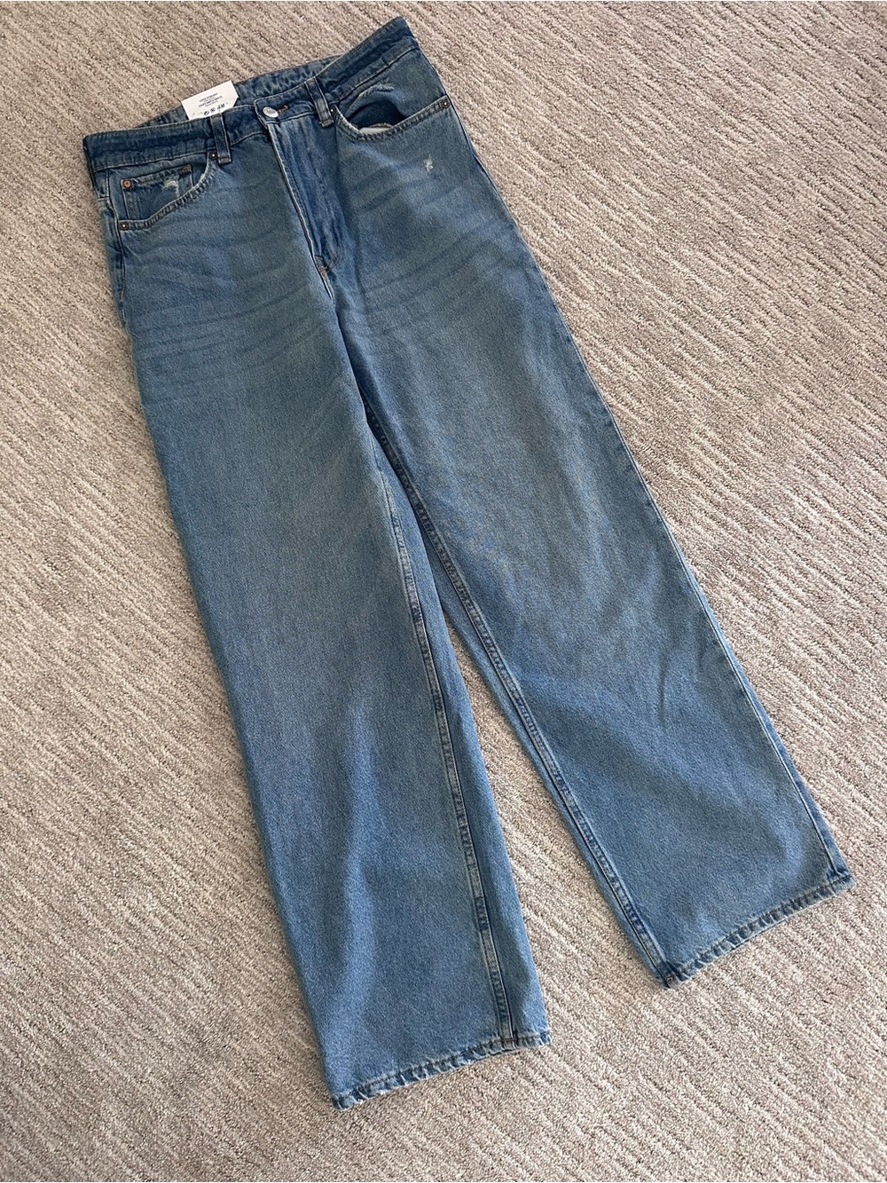 H&M NWT loose straight high waist jeans